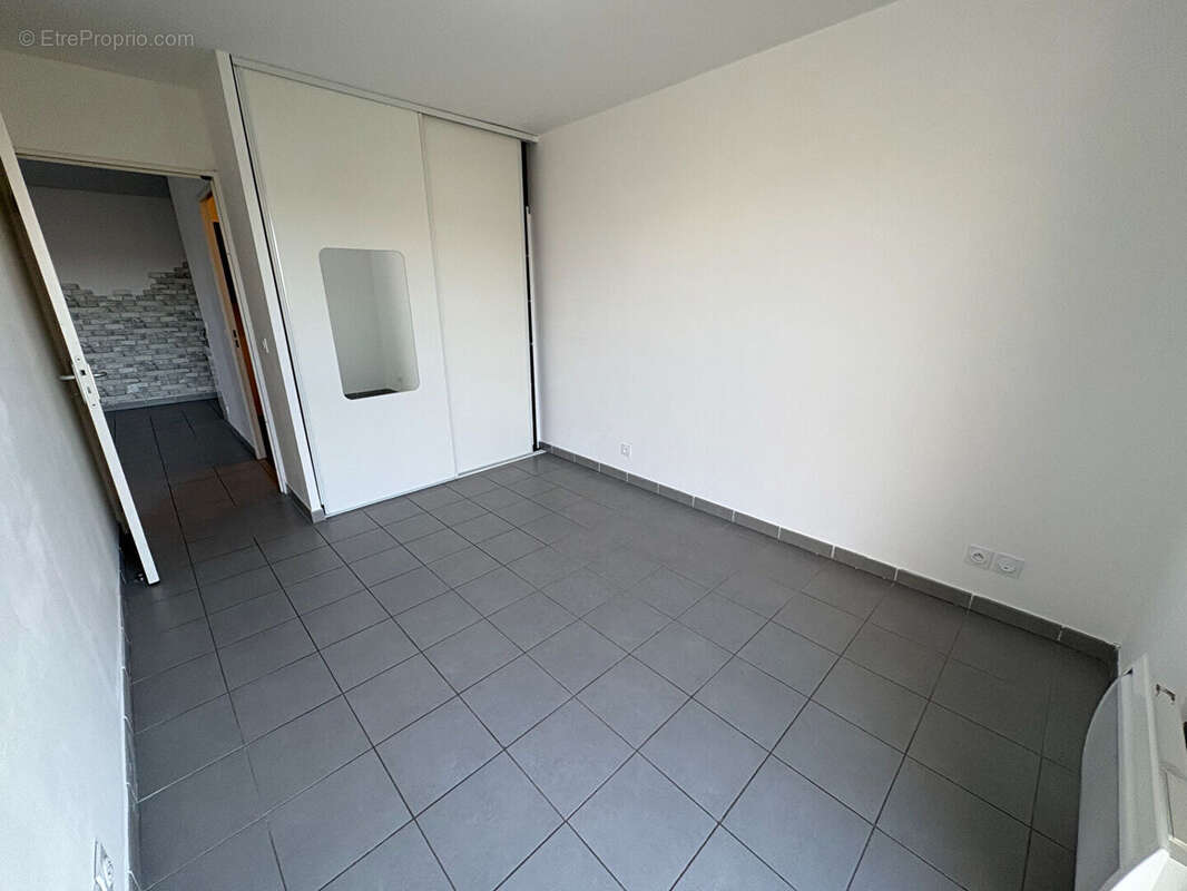 Appartement à MARSEILLE-3E