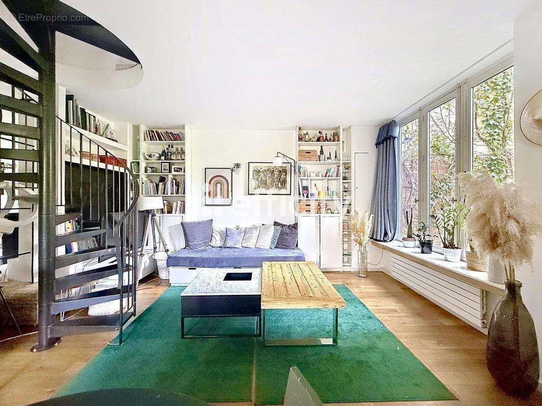 Maison à ISSY-LES-MOULINEAUX