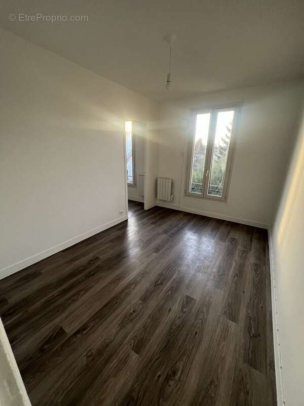 Appartement à LE PERREUX-SUR-MARNE