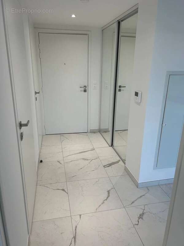 Appartement  - 2 pièces  - 47.0 m² -  435 000 € - À vendre - photo 10