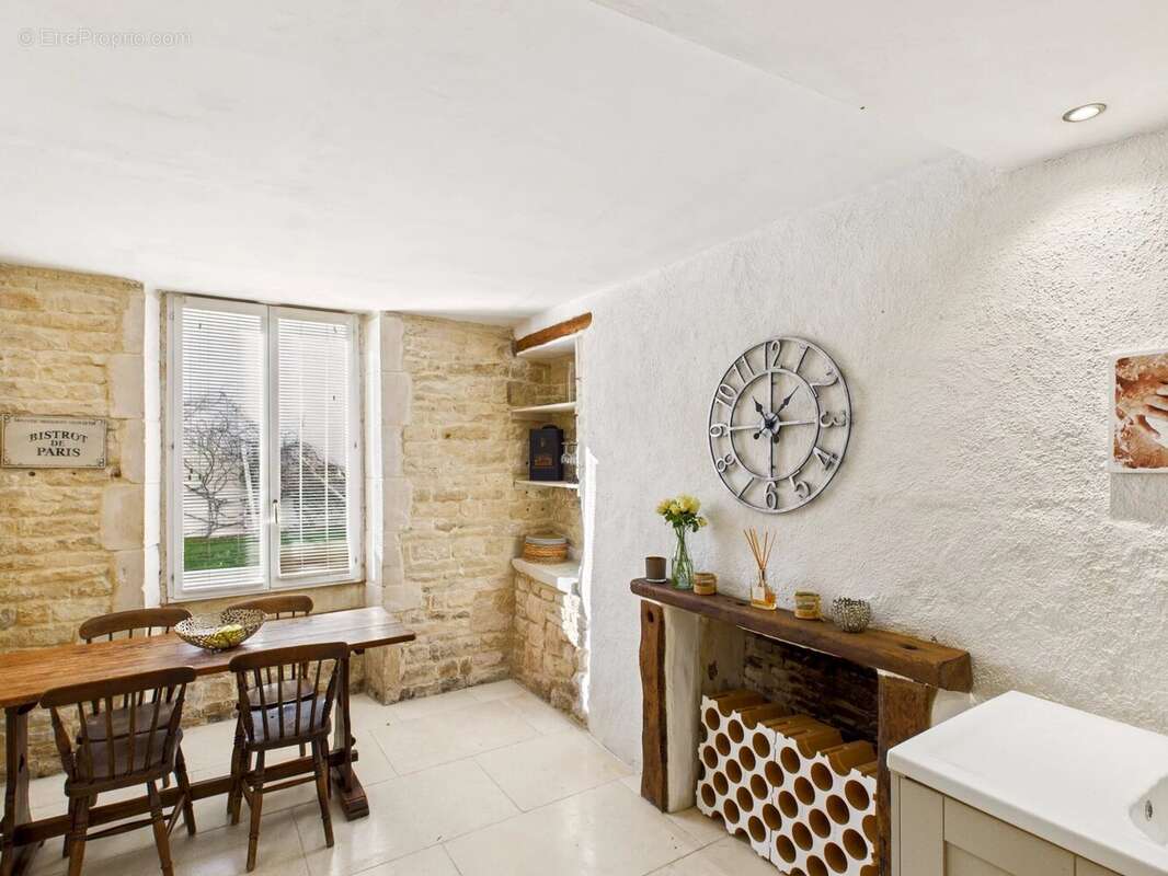 Maison à VILLEFAGNAN