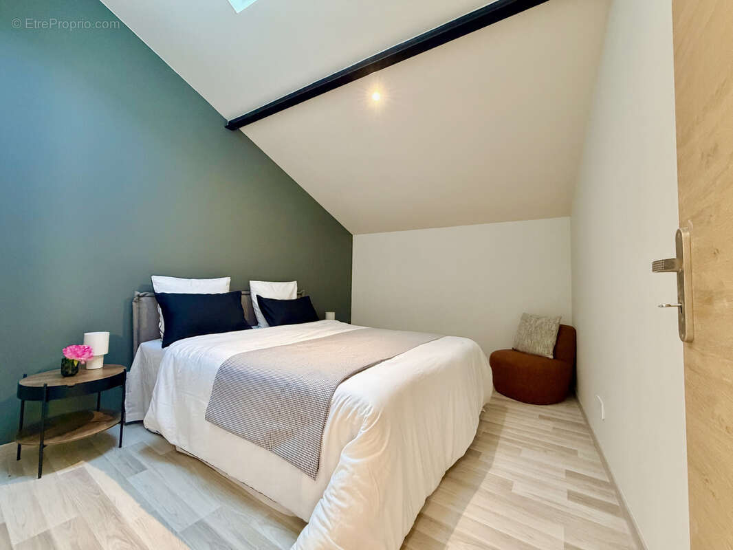 Appartement à QUINCIEUX
