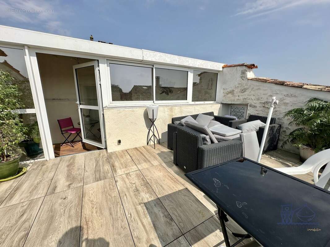 Maison à MORTAGNE-SUR-GIRONDE