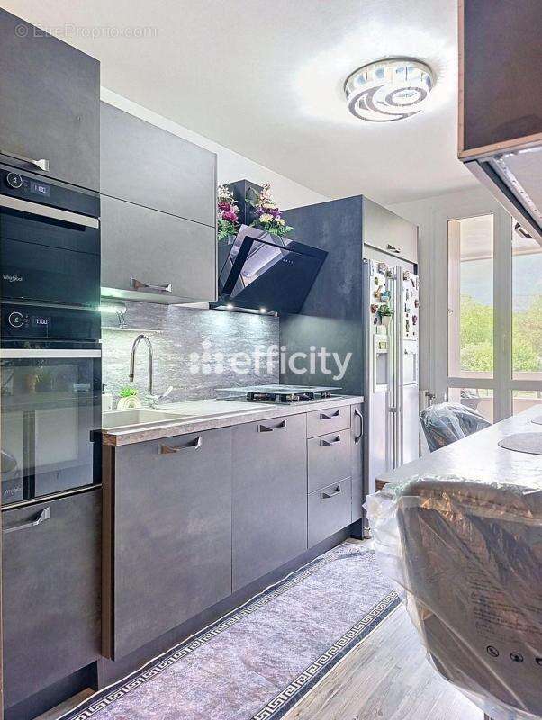 Appartement à ECHIROLLES