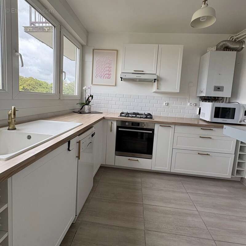 Appartement à TINQUEUX
