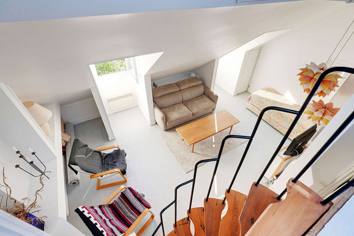 Appartement à PARIS-18E