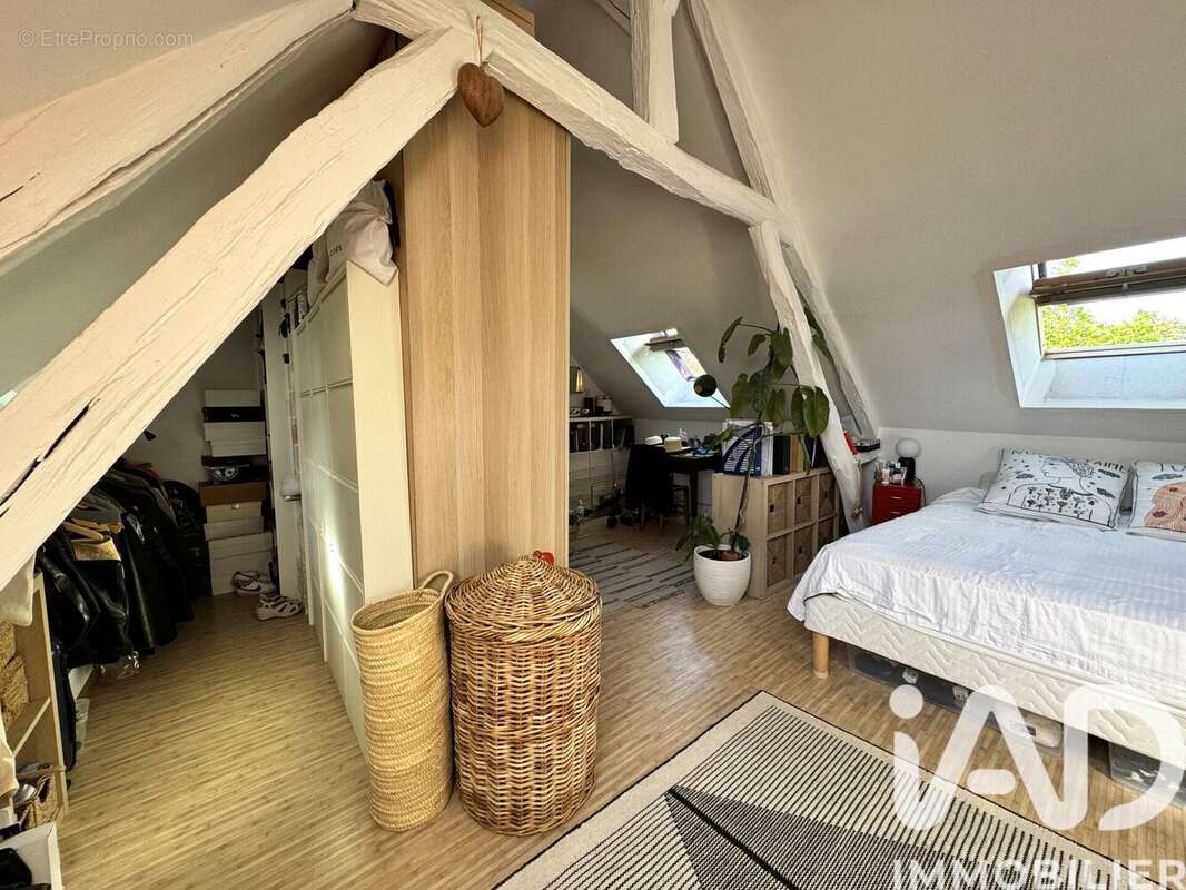 Photo 7 - Maison à LA CELLE-SAINT-CYR