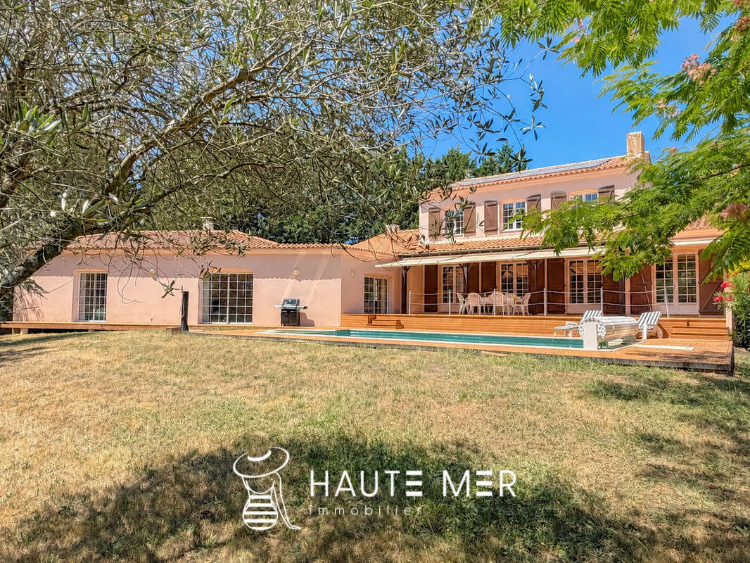 Maison à TALMONT-SAINT-HILAIRE