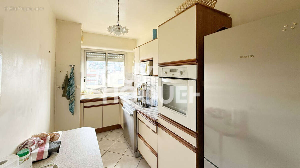 Appartement à NANTERRE