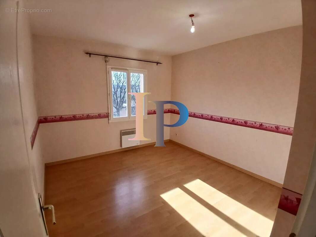 Maison à CHAUFFAILLES