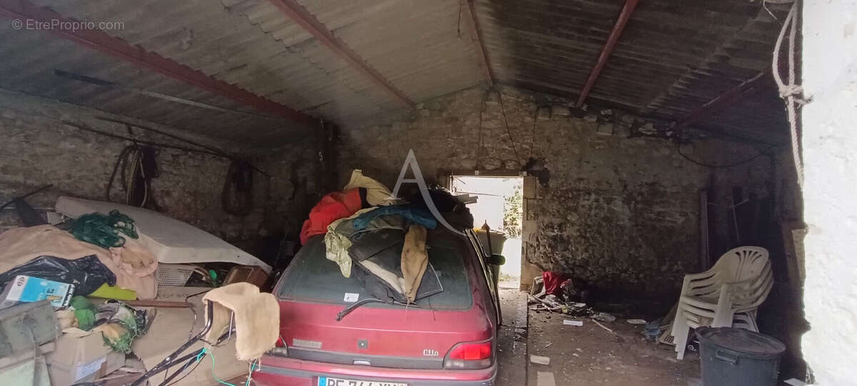 Maison à PORT-DES-BARQUES