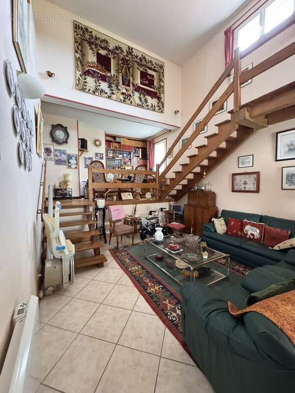 Maison 220 m² à Fontcouverte  - photo 7