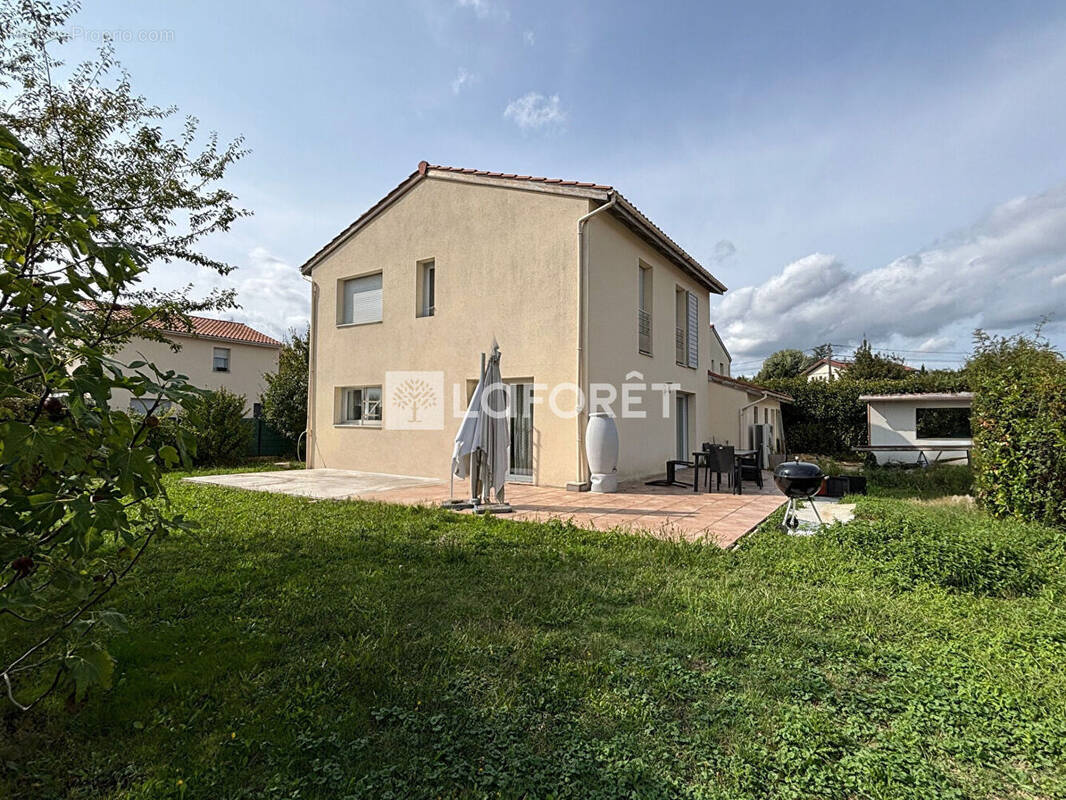Maison à SAINT-ANDRE-DE-CORCY