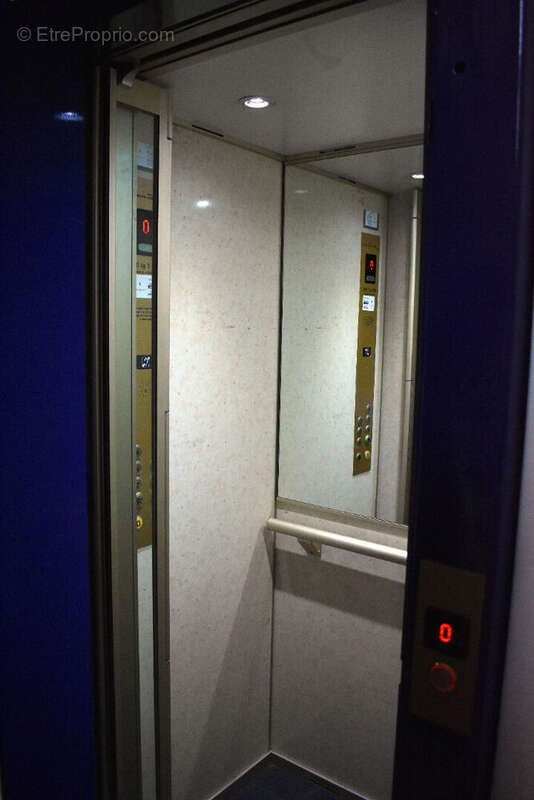 Appartement à PARIS-11E