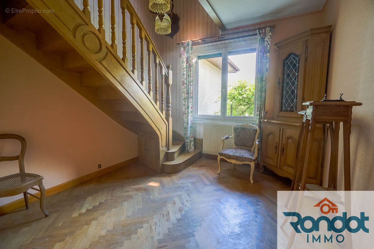 Maison à BOURBERAIN