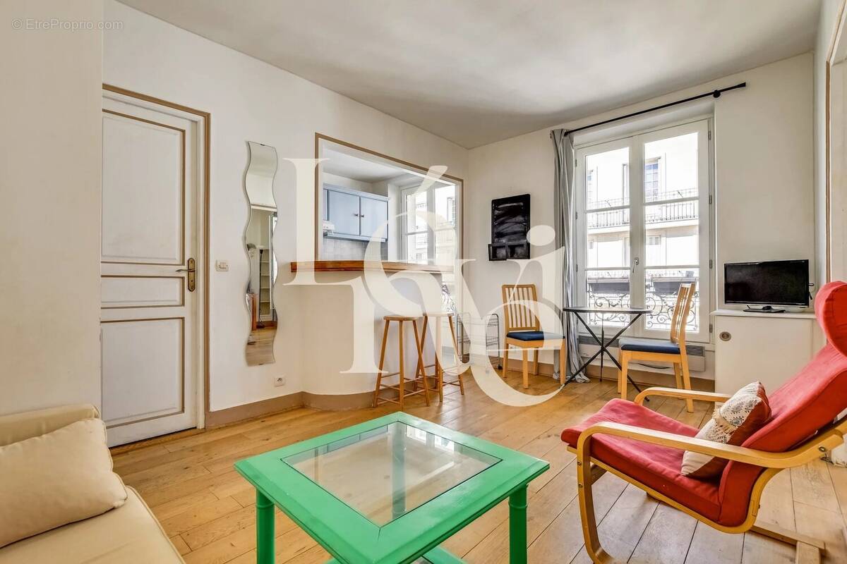 Appartement à PARIS-5E