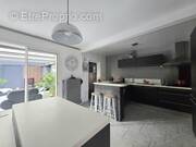 Maison à AVESNES-LES-AUBERT