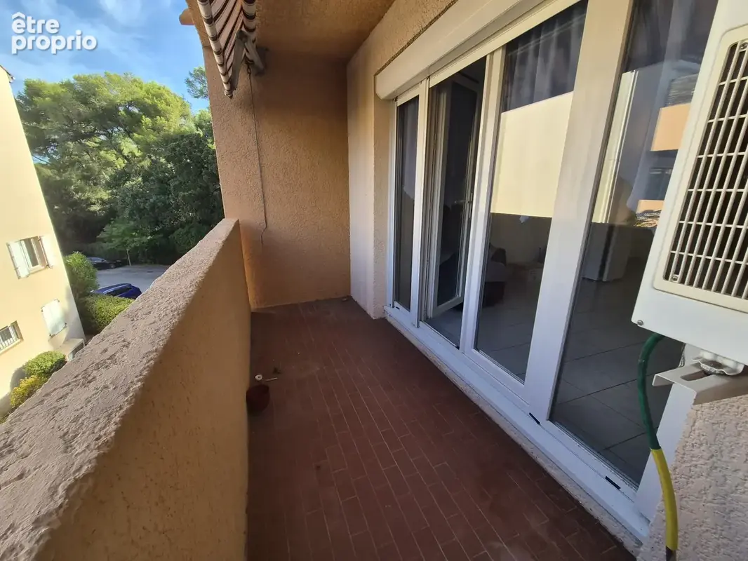 Appartement à HYERES