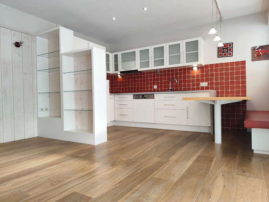 Appartement à COMBRIT