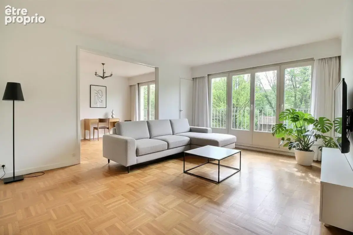 Photo Appartement à Bures-Sur-Yvette au prix de 299 000€