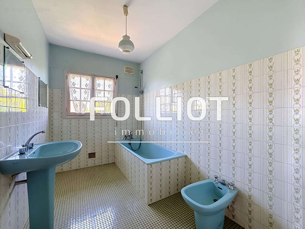 Fontaine-Étoupefour - Maison familiale de 5 chambres sur un magnifique terrain de 1 000 m² sans vis-à-vis - photo 15