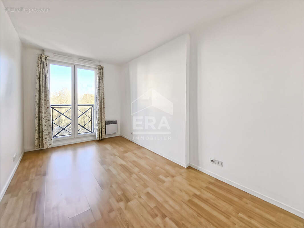 Appartement à DAMMARIE-LES-LYS