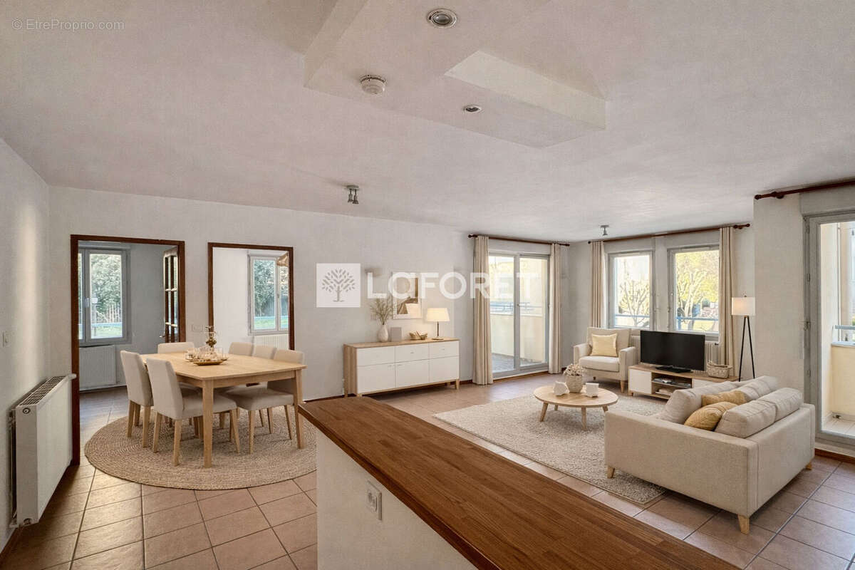 Appartement à L'ARBRESLE