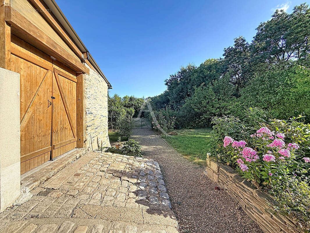 Maison à AVRILLE