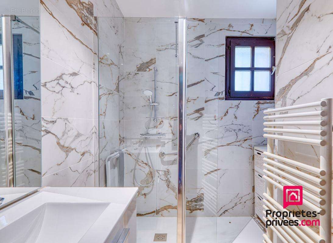 Maison à SAINT-SYMPHORIEN-D&#039;OZON