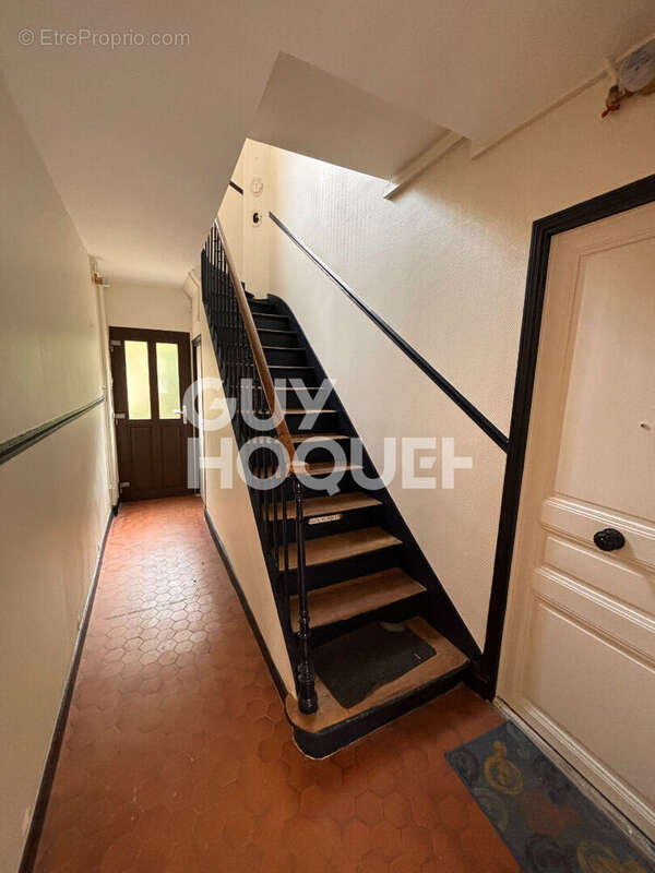 Appartement à SAINT-OUEN