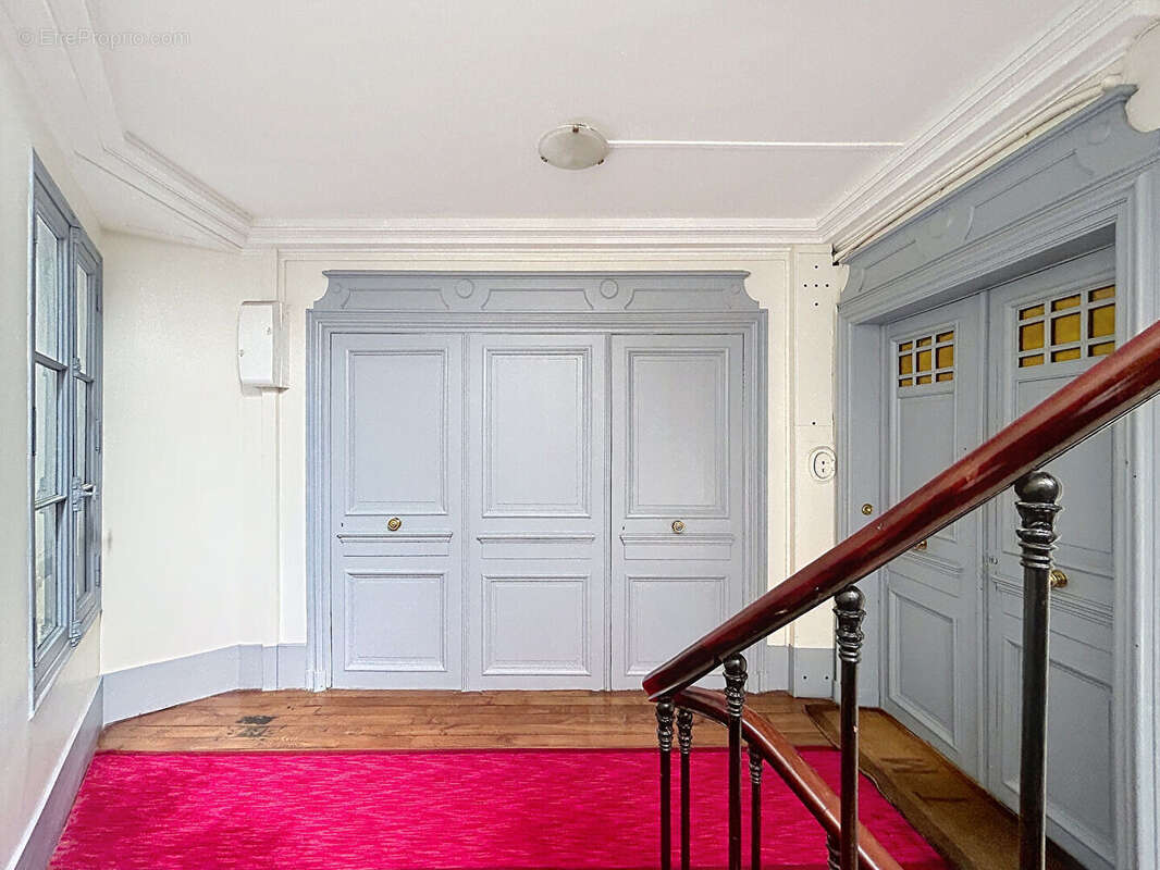 Appartement à PARIS-9E
