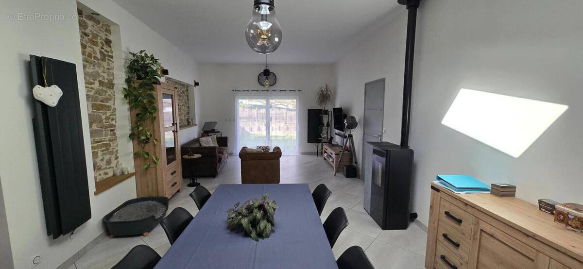 Maison à CHAVAGNES-EN-PAILLERS