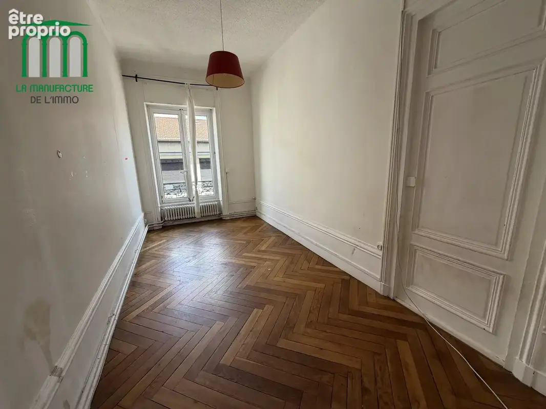 Appartement F5 - 107,99M2 - Cave-  Grenier - Garage - Saint-Etienne/ Jacquard. - photo 7