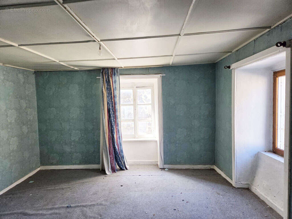 Maison à FAY-SUR-LIGNON