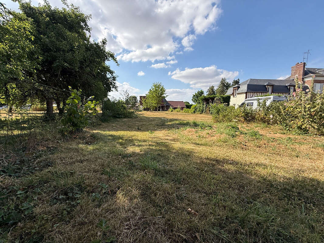 Terrain Le Neubourg 1025m2 - photo 2