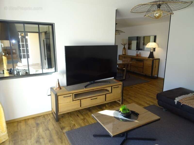 Maison à CHAMPNIERS