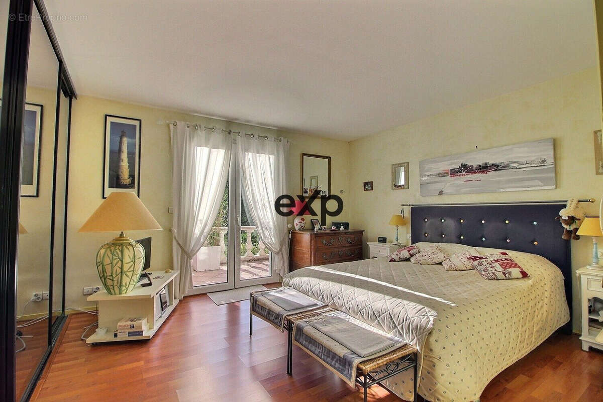 Maison 225 m² à Pourcieux  - photo 7