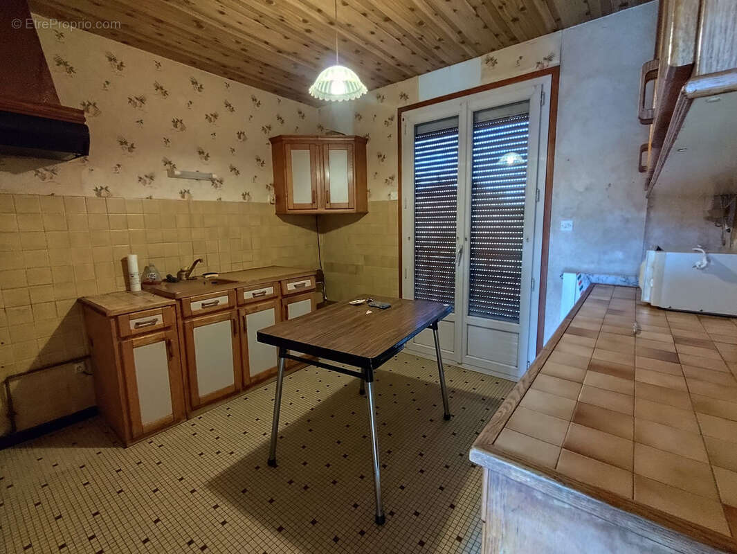 Maison à FRESNAY-SUR-SARTHE