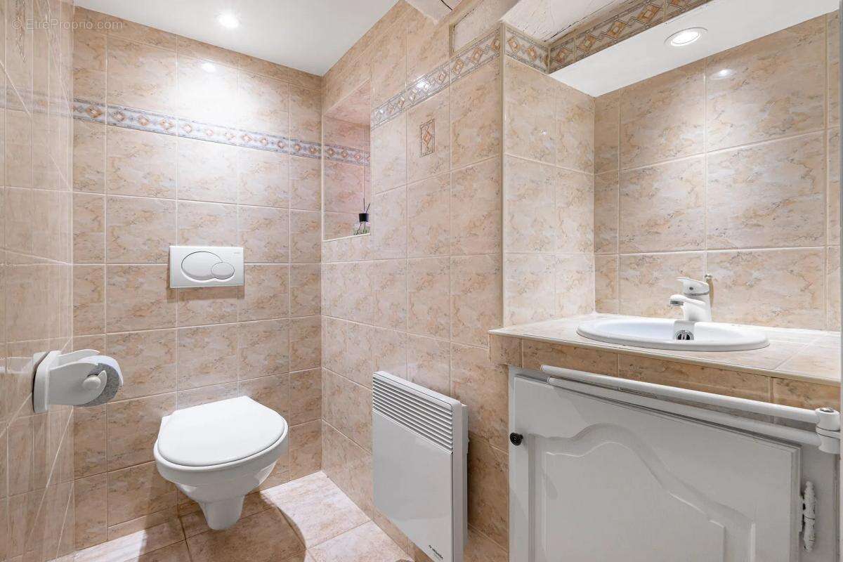 Appartement à BOUYON