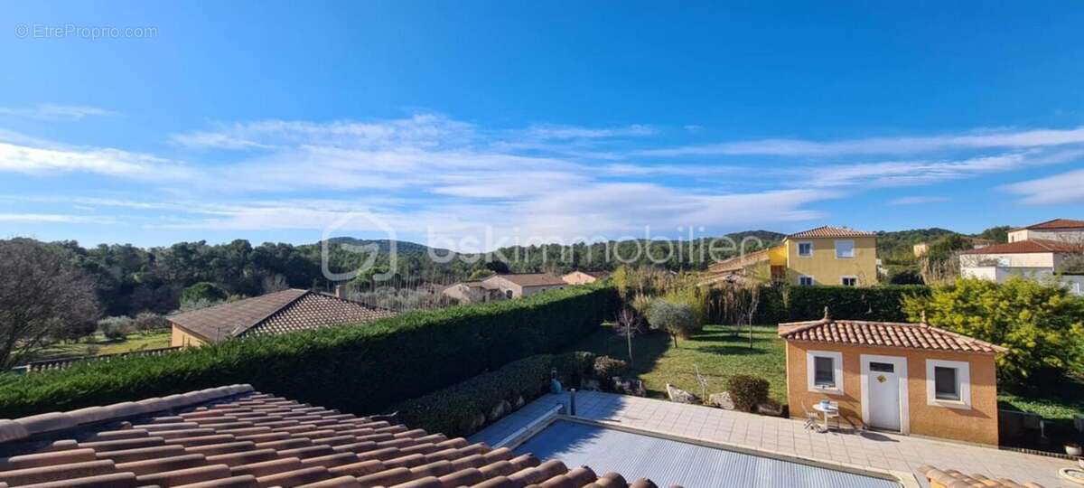 Maison à SAINT-THEODORIT