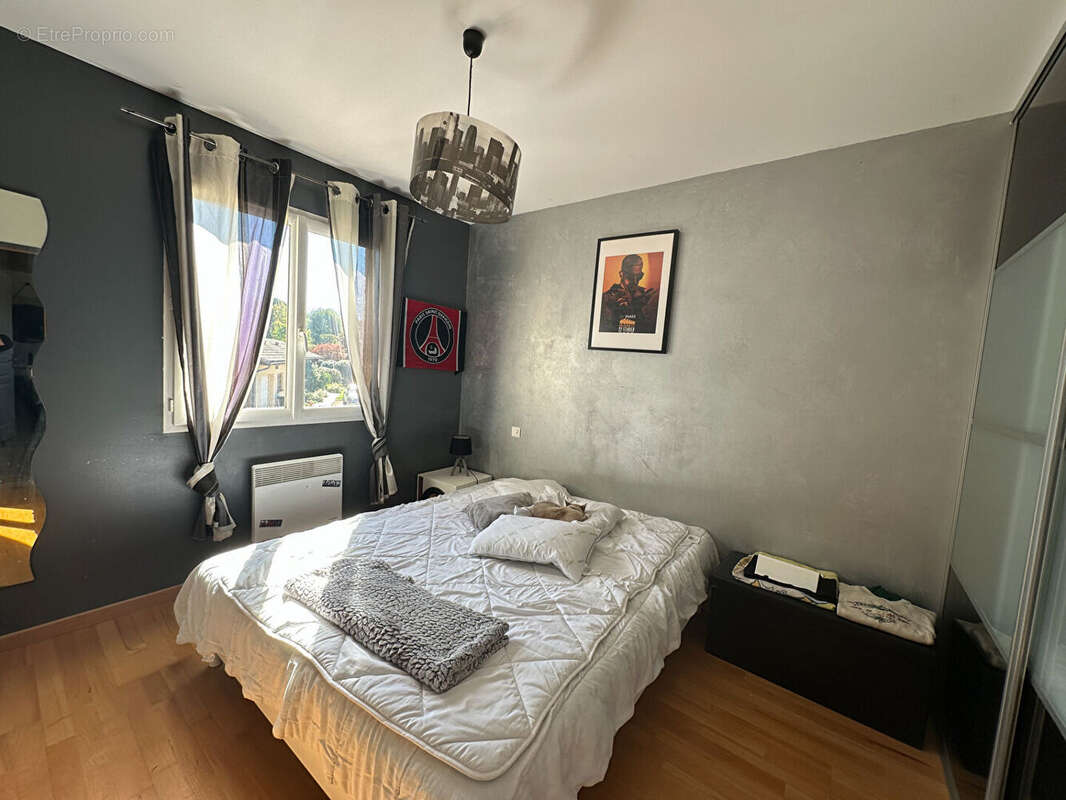 Villa T6 de 170 m² avec jardin et et piscine - photo 9