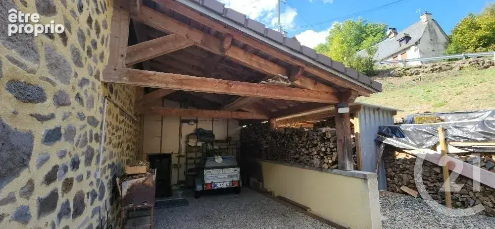 Maison 5 pièces 105 m² à vendre à Jou-Sous-Monjou (15800) - photo 2