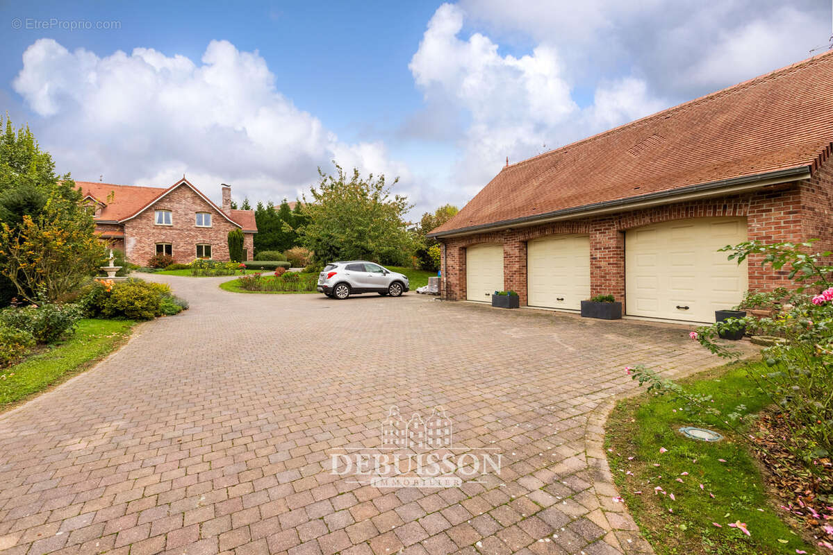 Maison à ANZIN-SAINT-AUBIN