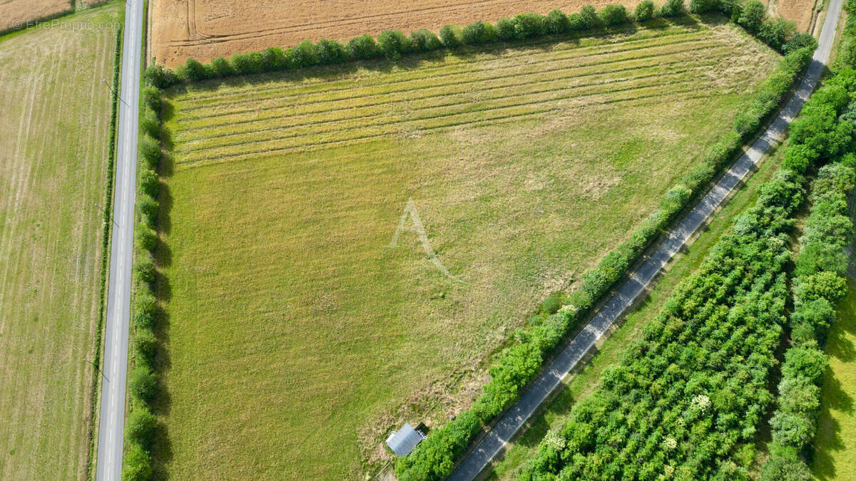 Terrain à CHATEAU-GONTIER