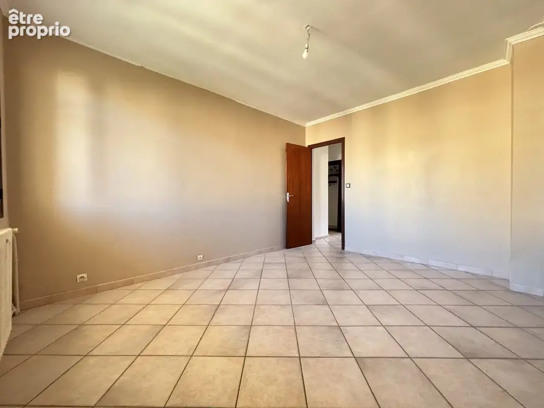 Toulon ouest - le temple - dernier etage 90m2 + balcon 13m2 - photo 14