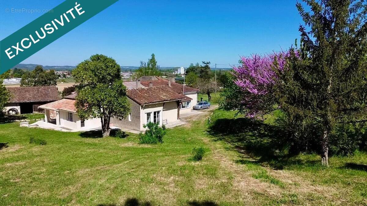 Photo 1 - Maison à SAINTE-LIVRADE-SUR-LOT