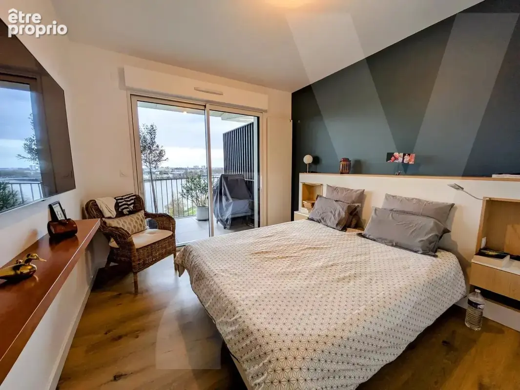 ÎLE DE NANTES – Appartement T5 avec terrasse et vue panoramique sur la Loire - photo 8