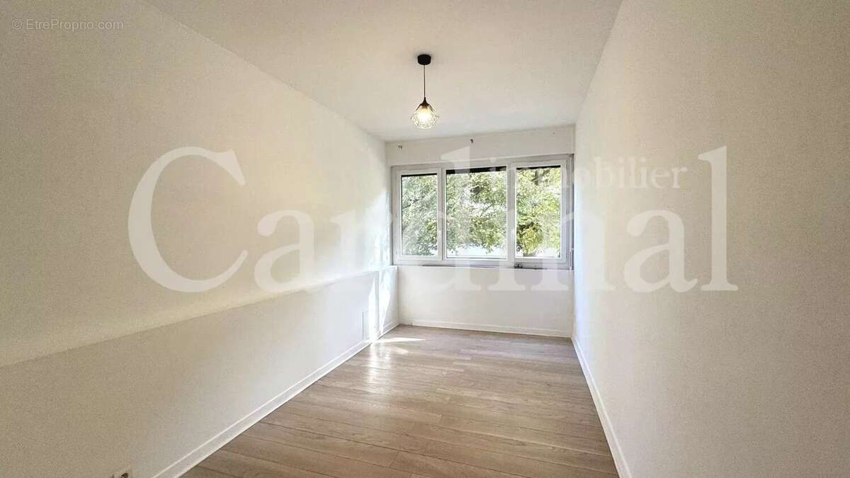 Appartement à NOISY-LE-ROI