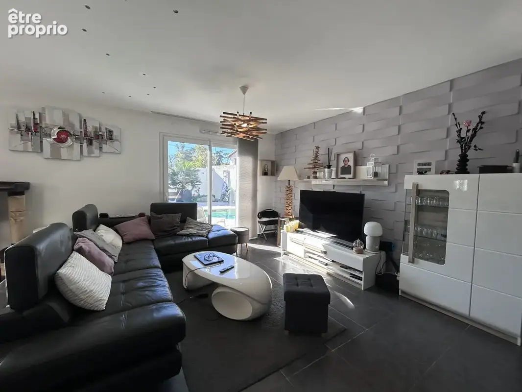 Maison récente T4 duplex avec piscine - photo 2