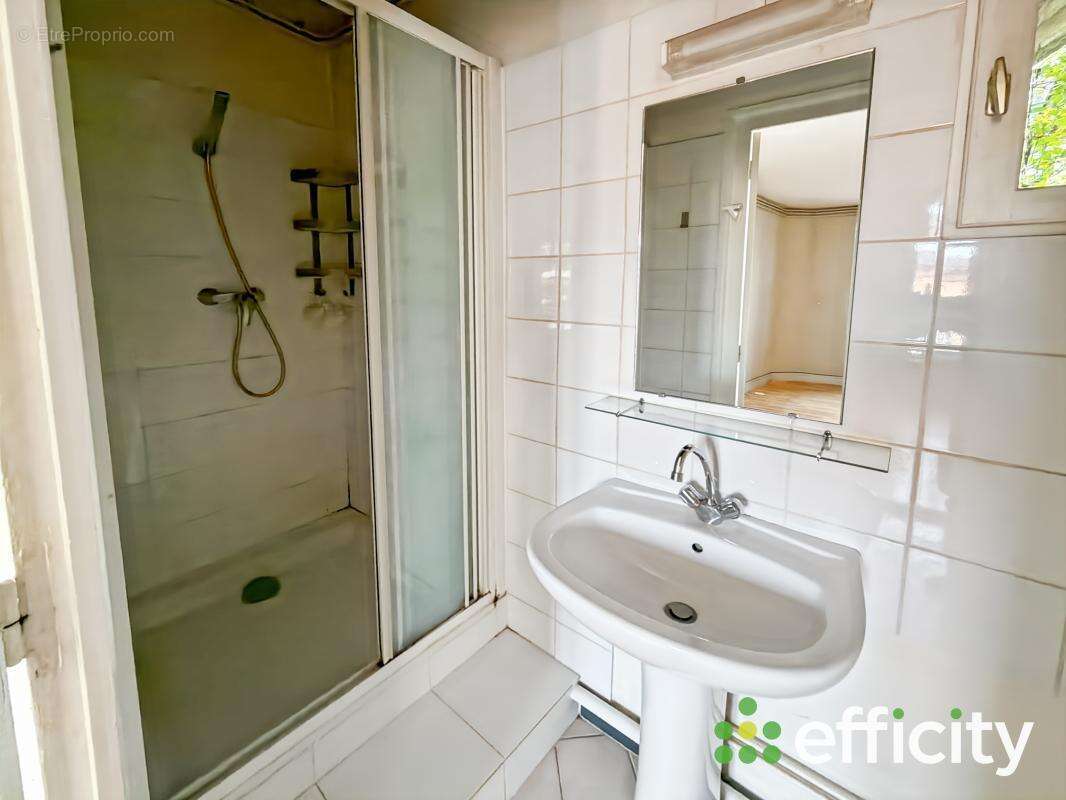 Appartement à ALBIGNY-SUR-SAONE